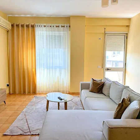 Apartment Cozy In Center Tirana