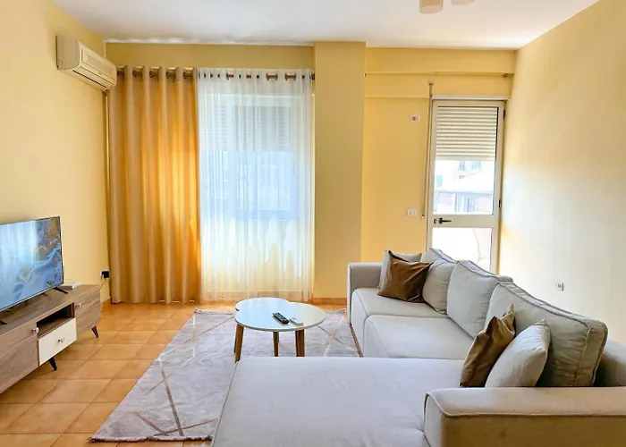 Daire Cozy In Center Tiran