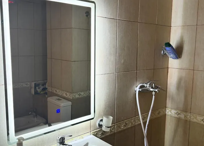 Cozy In Center Tiran